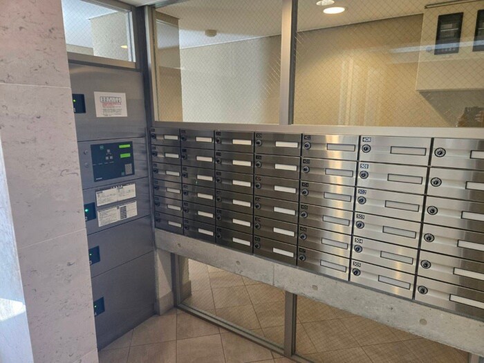 物件外観写真4　(建物設備)