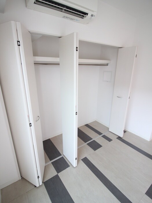 物件内観写真12　(収納)