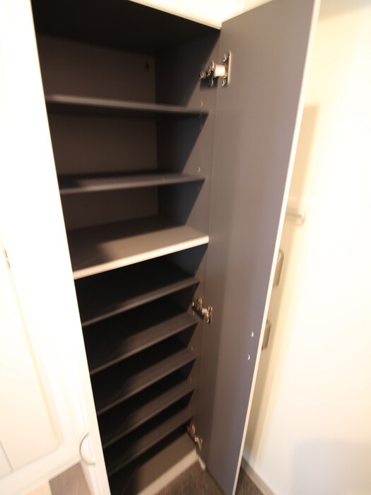 物件内観写真13　(靴箱)