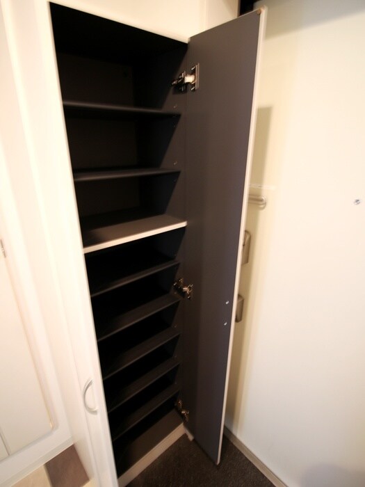 物件内観写真14　(靴箱)