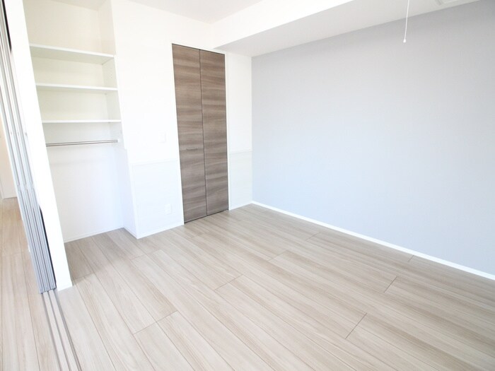 物件内観写真18　(居室)