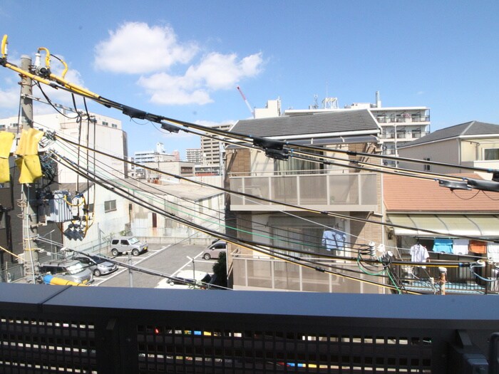 物件内観写真21　(室内からの展望)