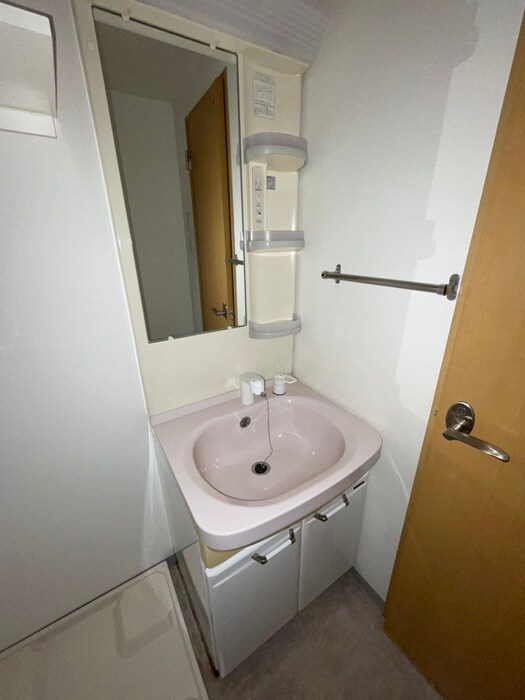 物件内観写真13　(洗面)