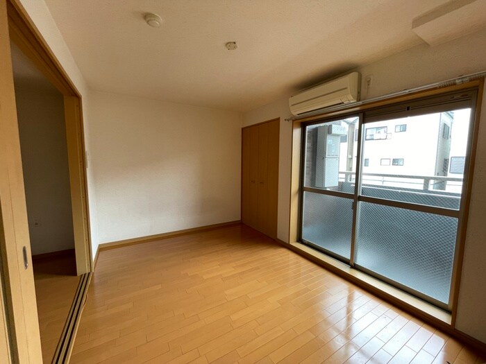 物件内観写真21　(居室)