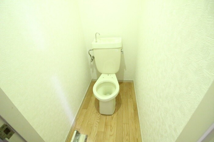 物件内観写真12　(トイレ)