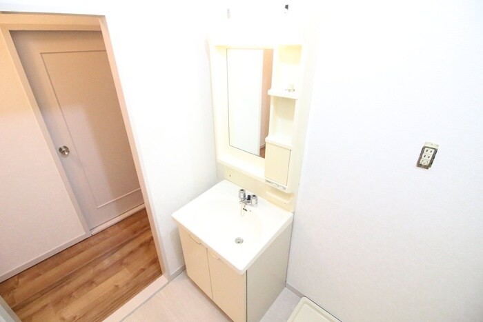 物件内観写真13　(洗面)