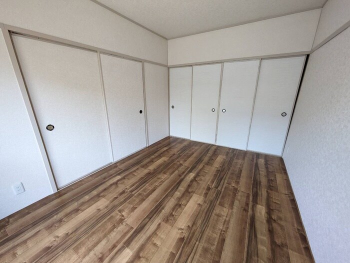 物件内観写真18　(居室)