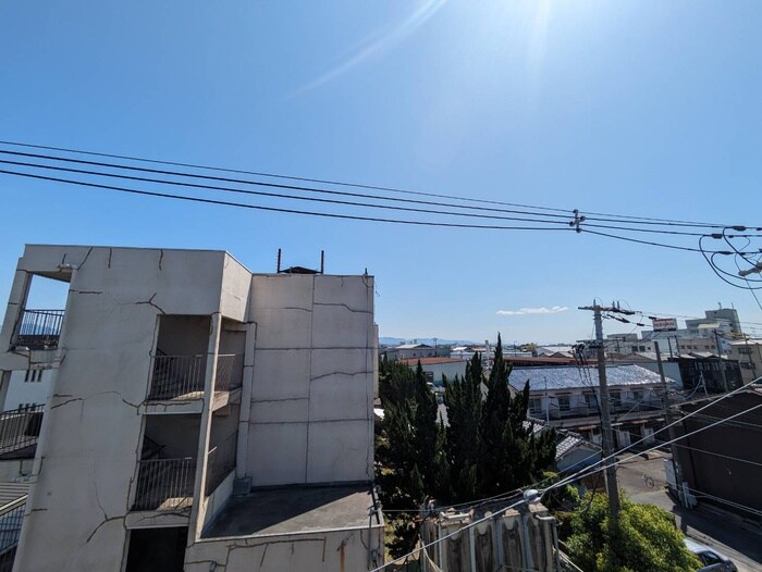 物件内観写真22　(室内からの展望)