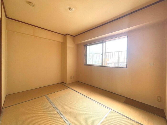 物件内観写真7　(居室)