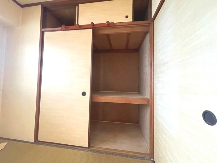 物件内観写真15　(収納)