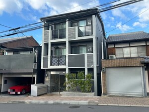 ｻﾞｶﾞｰﾈｯﾄｽｳｨｰﾄﾚｼﾞﾃﾞﾝｽ清水五条E外観写真