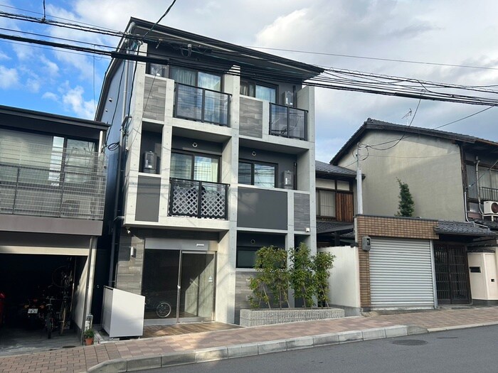 物件外観写真2　(外観写真)