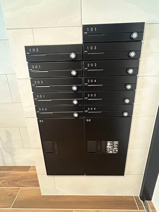 物件外観写真4　(建物設備)