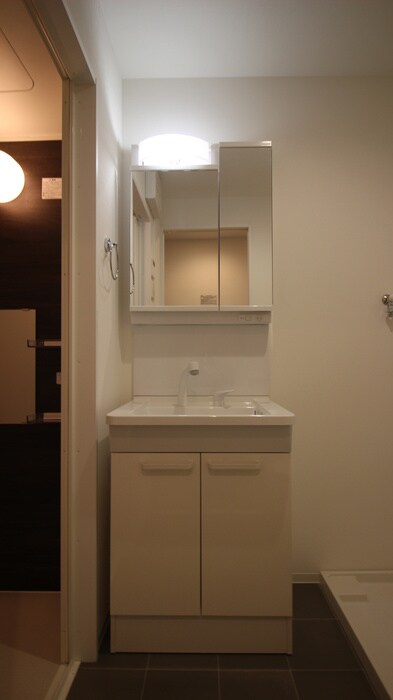 物件内観写真10　(洗面)