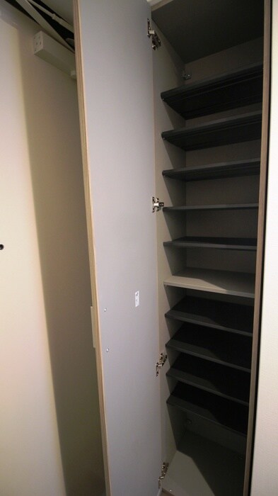 物件内観写真18　(収納)