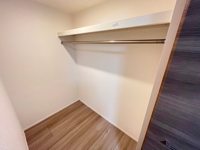 物件内観写真14　(収納)