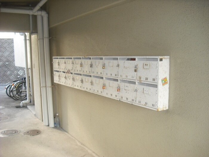 物件外観写真4　(建物設備)