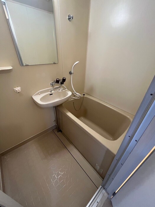 物件内観写真10　(バス／シャワールーム等)