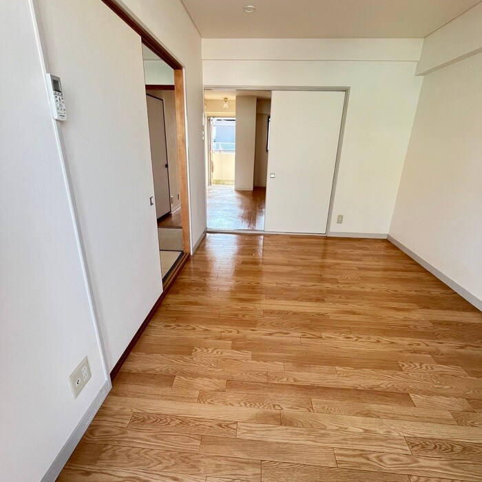 物件内観写真14　(居室)