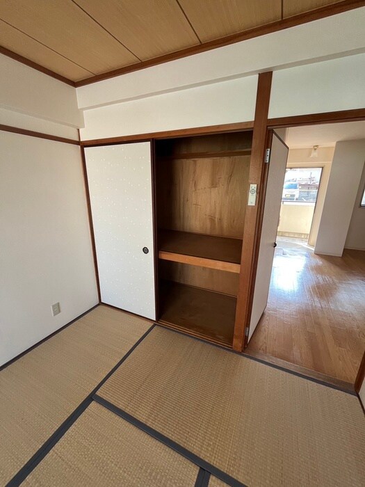 物件内観写真22　(収納)