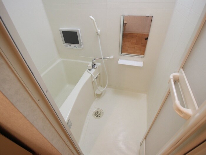 物件内観写真10　(バス／シャワールーム等)