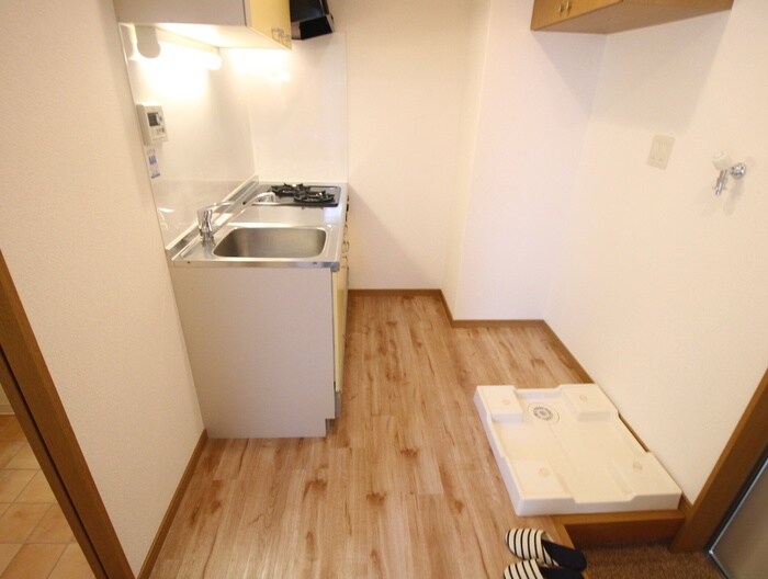 物件内観写真11　(廊下)