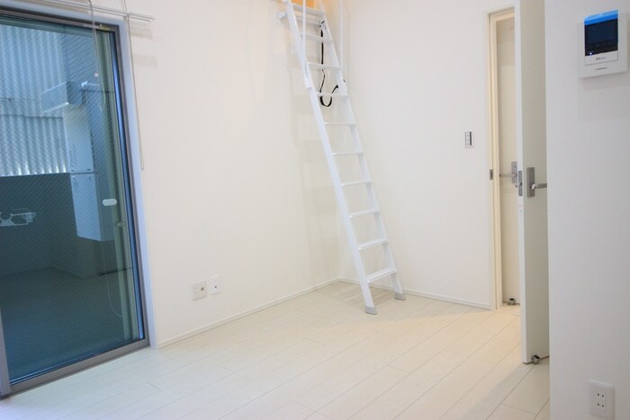 物件内観写真8　(居室)