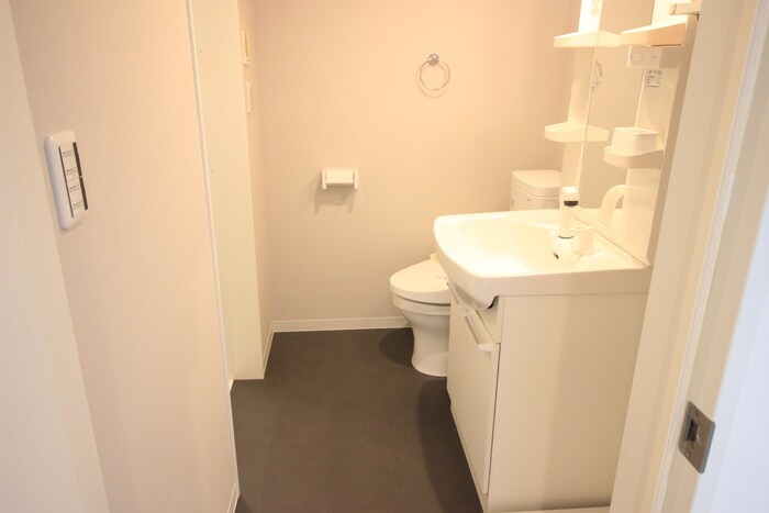 物件内観写真18　(洗面)