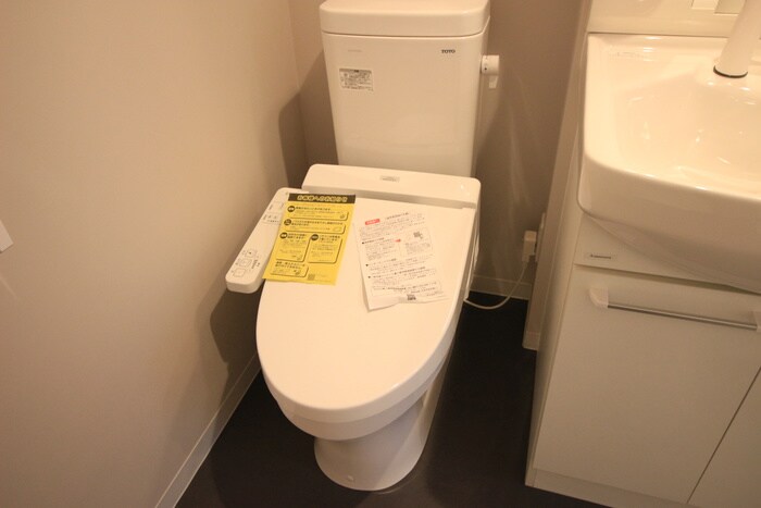 物件内観写真22　(トイレ)