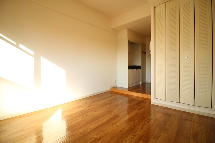 物件内観写真13　(居室)