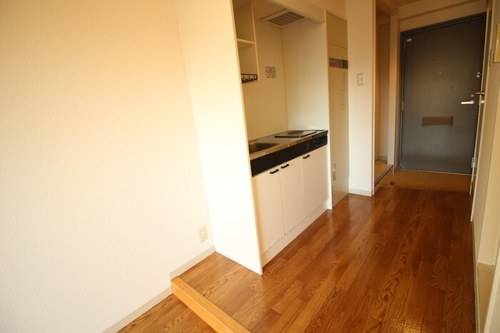 物件内観写真16　(廊下)