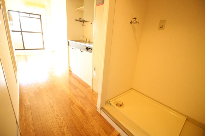 物件内観写真19　(廊下)