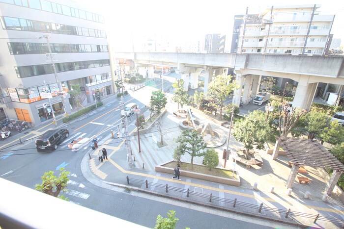 物件内観写真21　(室内からの展望)