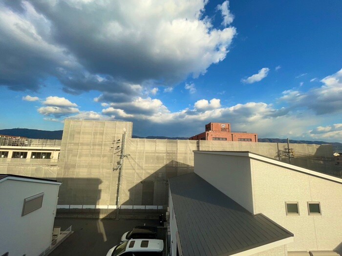 物件内観写真22　(室内からの展望)