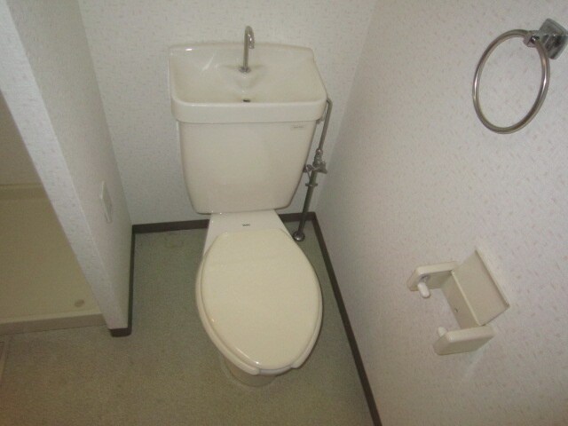 物件内観写真11　(トイレ)