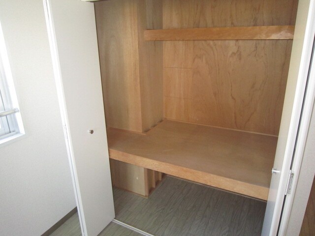 物件内観写真14　(収納)