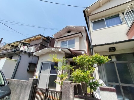 山科音羽貸家外観写真