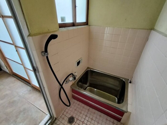 物件内観写真7　(バス／シャワールーム等)