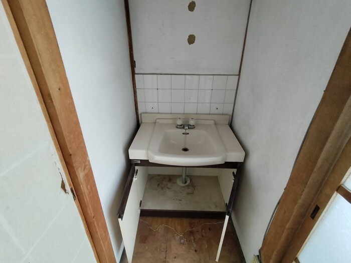 物件内観写真11　(洗面)