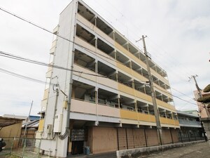山元マンション外観写真