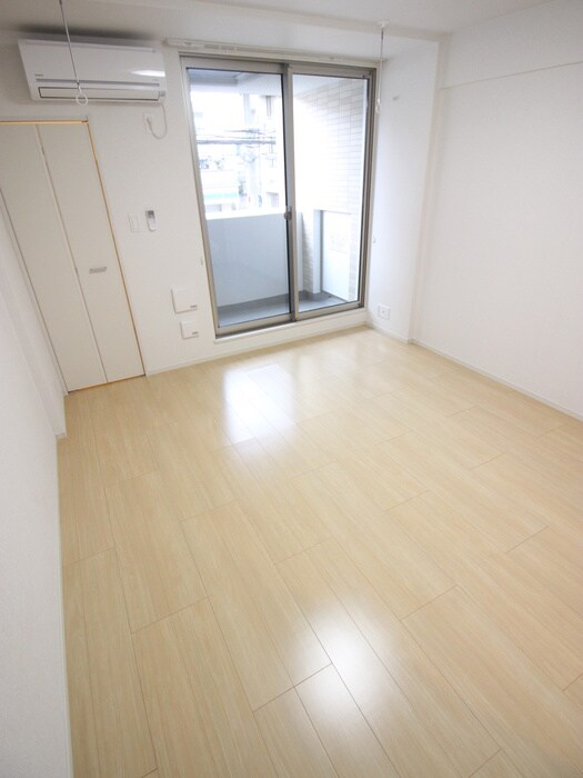 物件内観写真18　(居室)