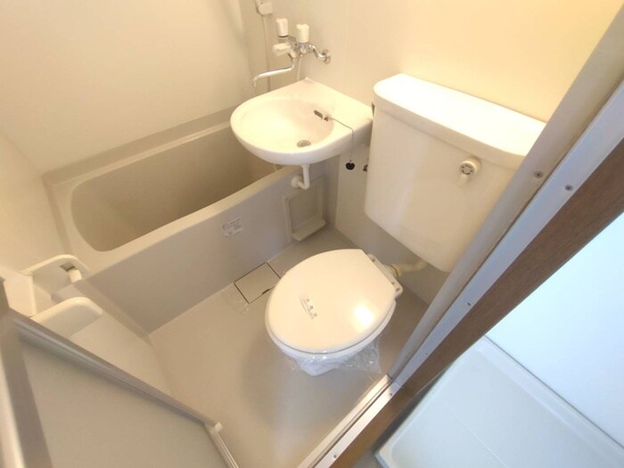 物件内観写真14　(トイレ)