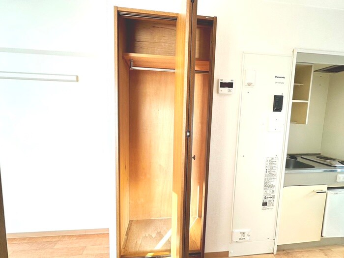 物件内観写真15　(収納)