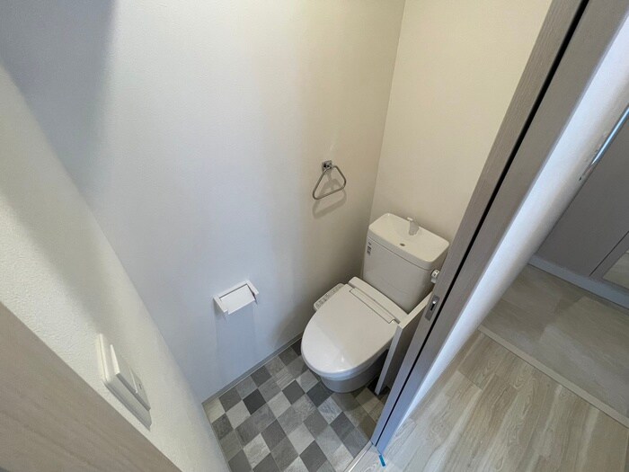 物件内観写真11　(トイレ)