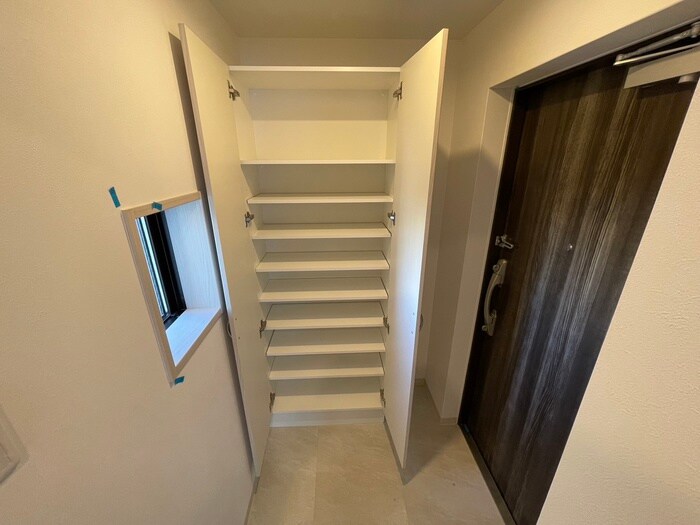 物件内観写真16　(靴箱)