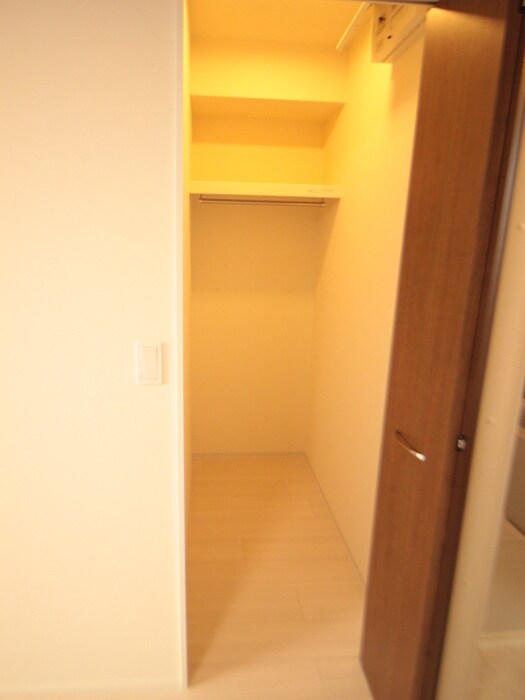 物件内観写真9　(収納)