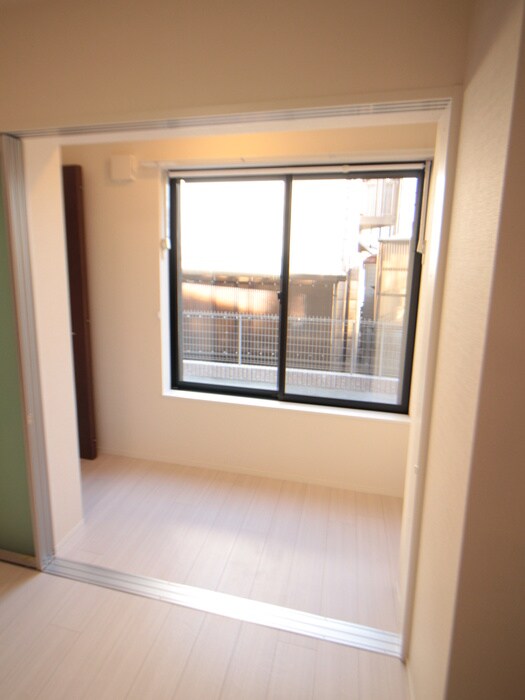 物件内観写真13　(ベランダ・バルコニー)