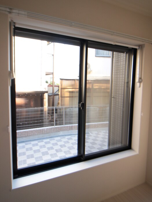 物件内観写真15　(室内からの展望)