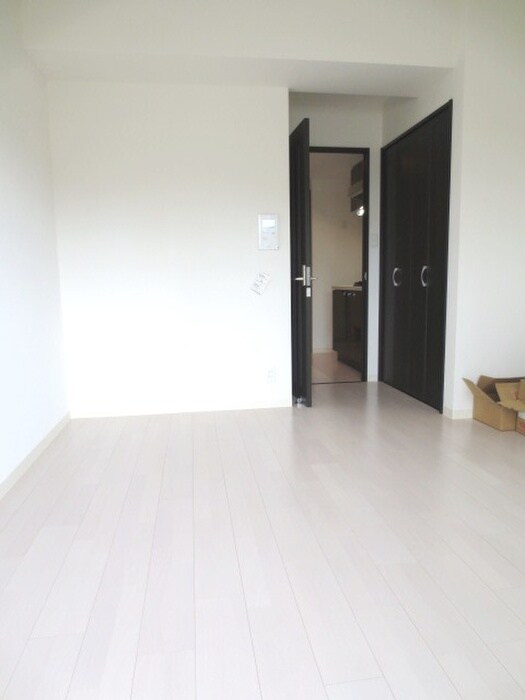 物件内観写真4　(居室)