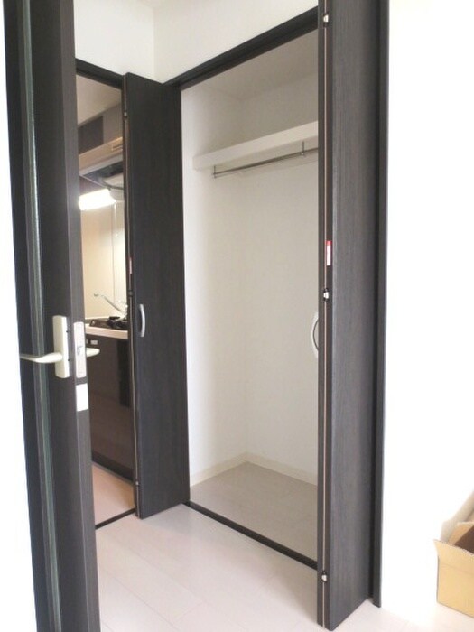 物件内観写真5　(収納)